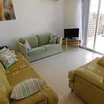 Sea View Apartment, Close To Amenities
