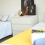 Phaedrus Living: Seaside Luxury Flat Natalia House 102