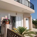The Paradise Townhouses By Taimoura