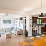 Villa Infinite Blu