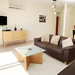 Sirena Lighthouse 1, A Wonderful Sea View Apartment With Netflix