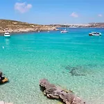 Sirena Lighthouse 1, A Wonderful Sea View Apartment With Netflix