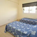 Sirena Lighthouse 1, A Wonderful Sea View Apartment With Netflix