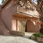 Ariadne Apt 103 -300M From Lighthouse Beach