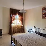 Kings Palace 304