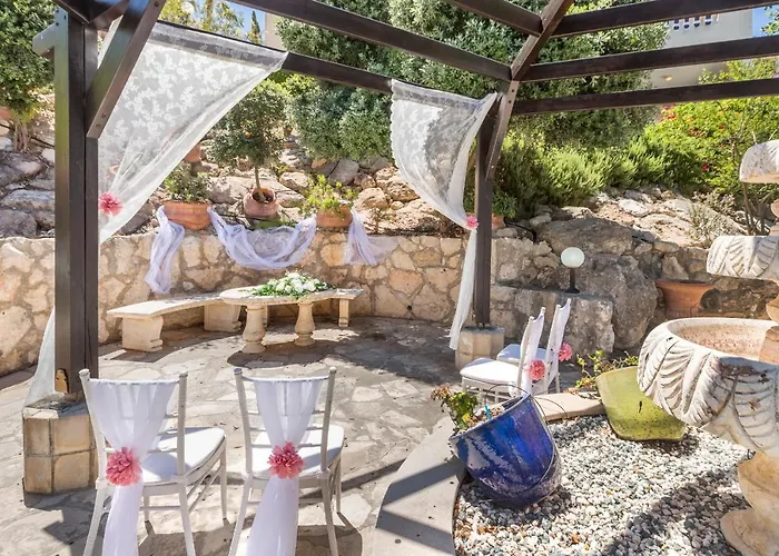Aphrodite Gardens #5