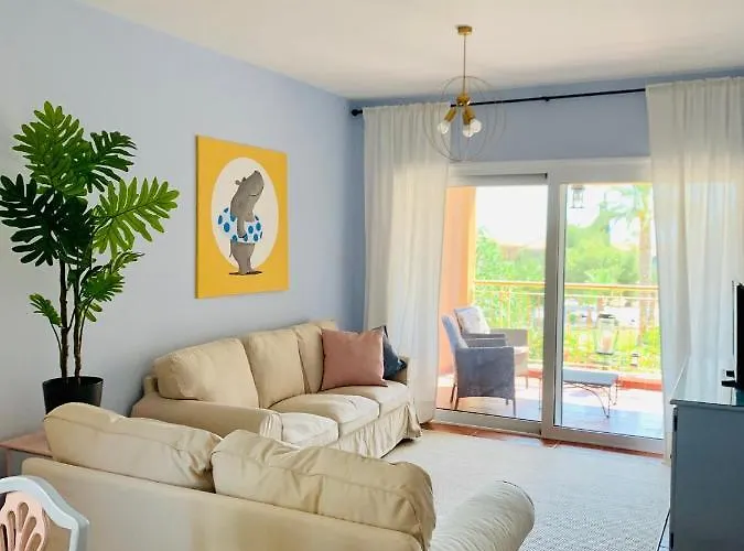 101 Hippo Apartment In Popular Regina Gardens