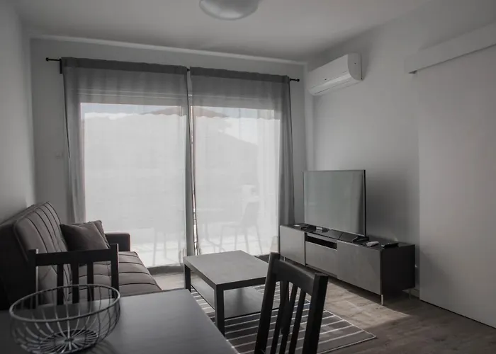 One Bedroom Apartment In Paphos In Good Location