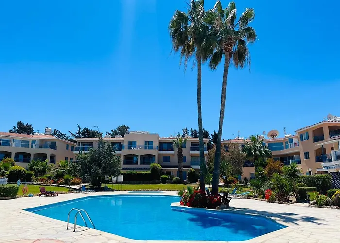 Golden Palms Paradise Garden