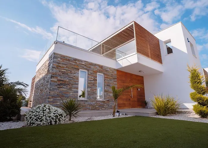 Villa Aquamarine