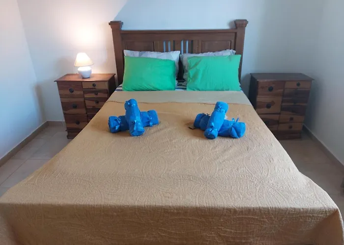 Newly Renovated Apartment In Tourist Area
