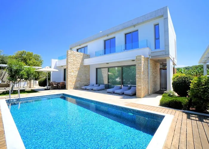 Olive Grove 4 Bedroom Villa