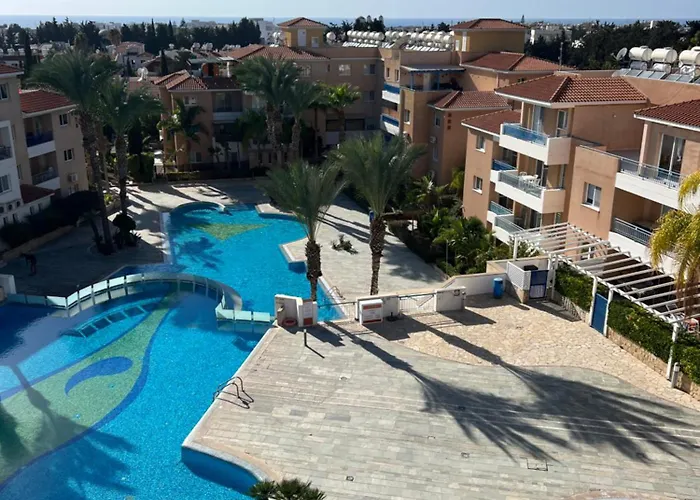 Iris Village Grand Apartment