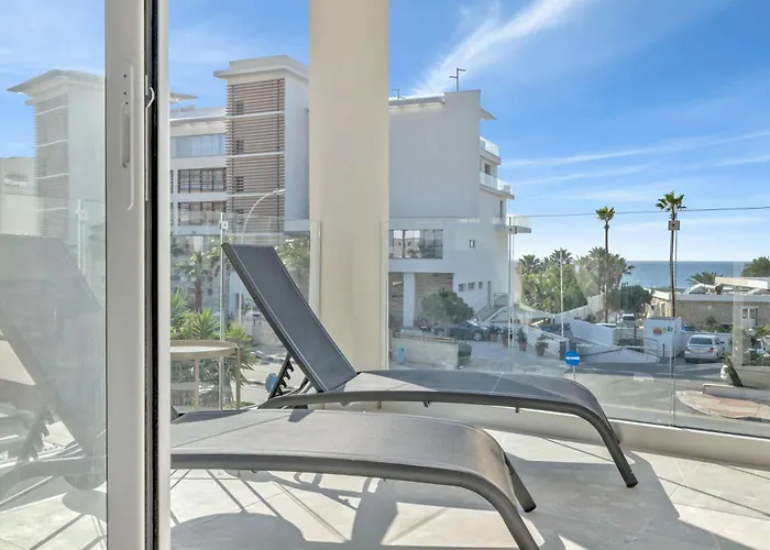Phaedrus Living: Seaview Luxury Flat Limnaria 150
