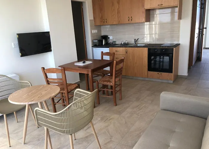 Daniel\'S Hotel Apartments