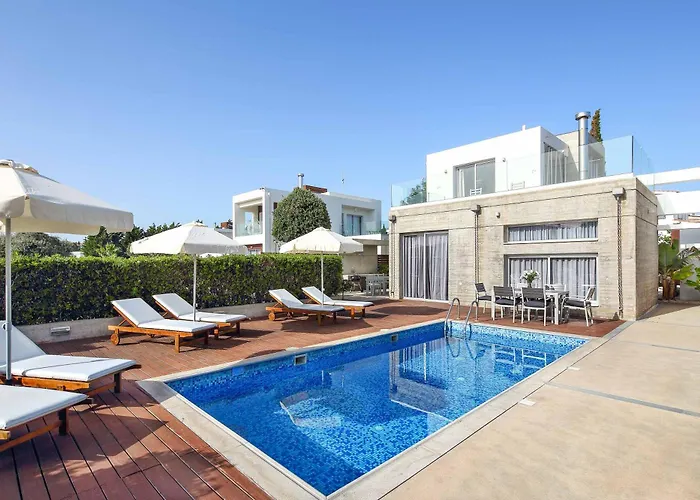 Villa Periwinkle