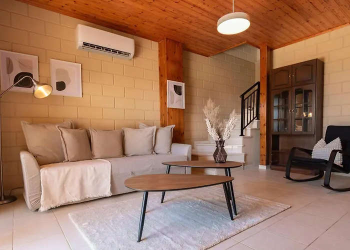 Phaedrus Living Argaka Zen Residence