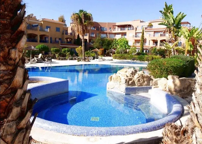 Paphos-Limnaria Garden