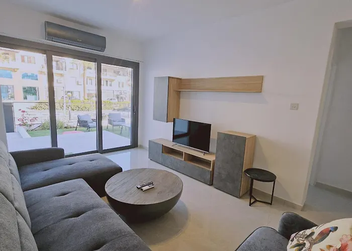 Stay Aphrodite Apartment