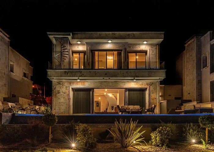 Olymp Luxury Villa D - Luxury Escape With Direct Beach Access And Unique Sunsets