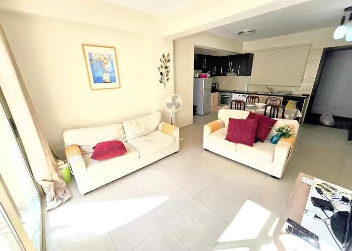 Comfy 1 Bed Apartment, Great Location 200Mbps Wifi