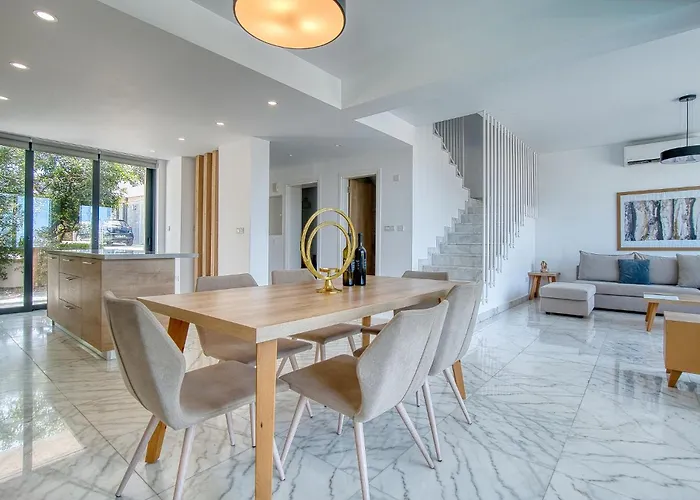 Avalon 1 Villa 14
