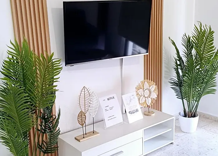 Modern 2Bd Appartment Near Mall- Internet 1Gbps