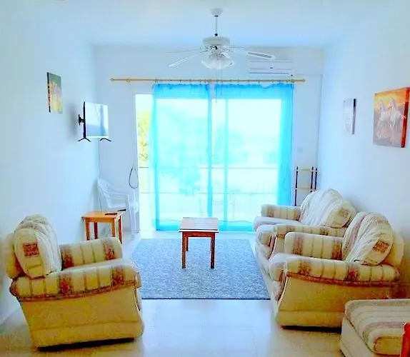 Alina Holiday Apartment