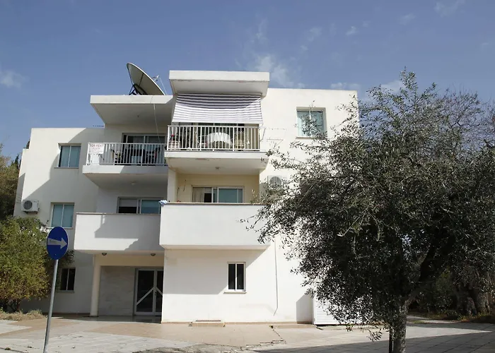 Faneromeni Court