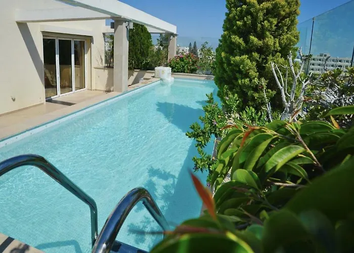 Huge Heating Penthouse With Private Pool