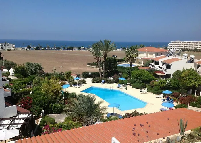 Sea View Apartment, Close To Amenities