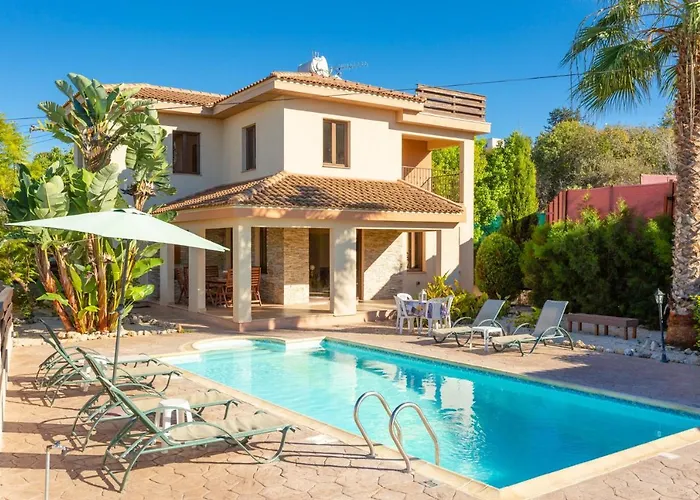 Villa Kinousa 1