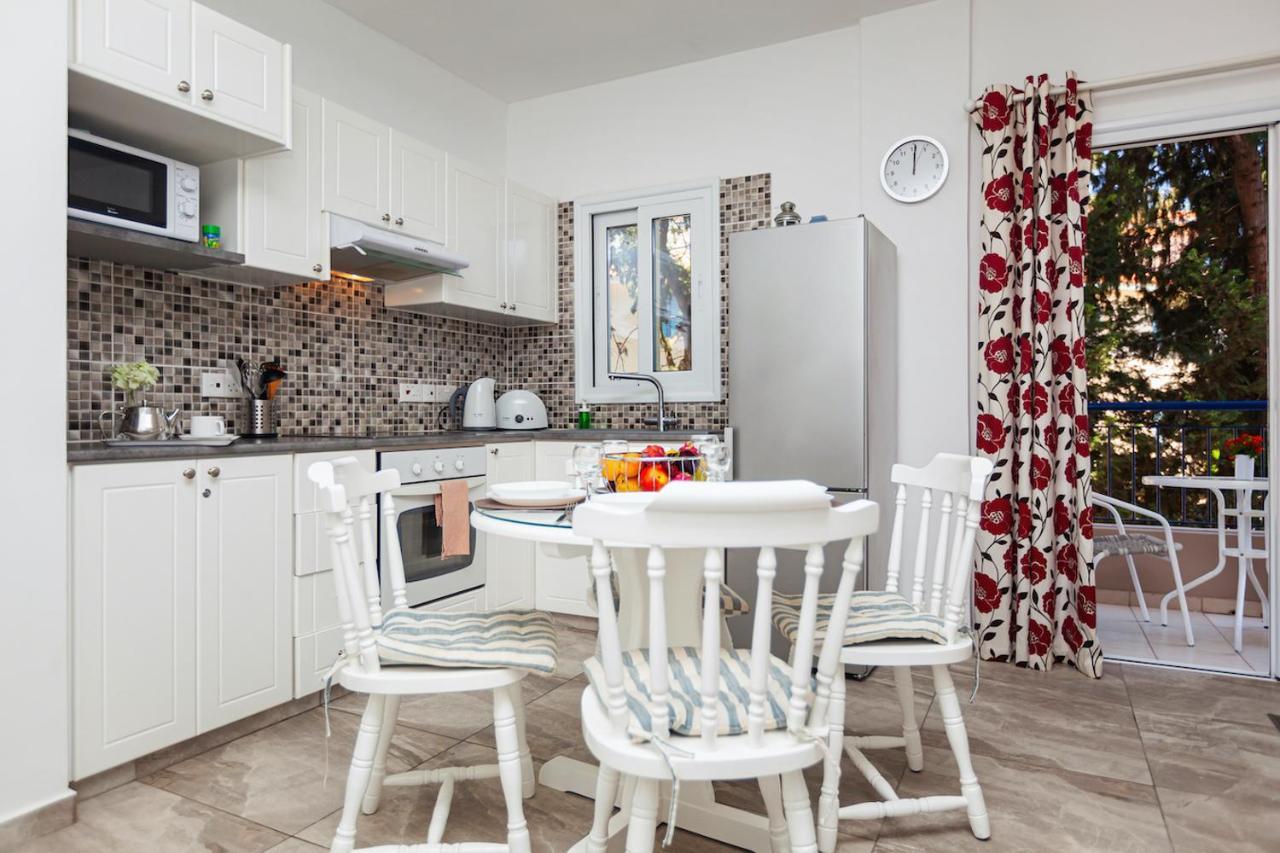 1 Bedroom In Paradise Garden 3