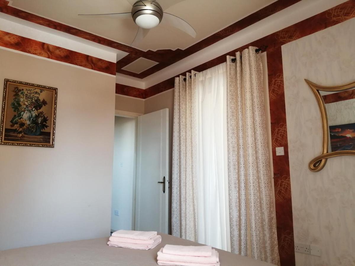 Victoria Holiday Apartment *