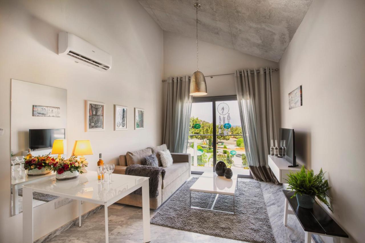 Caprice Kosher Aparthotel Neo Chorio