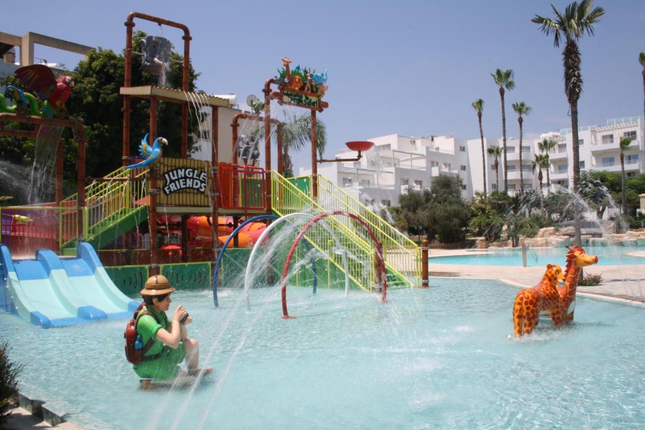 Mayfair Gardens Hotel Paphos
