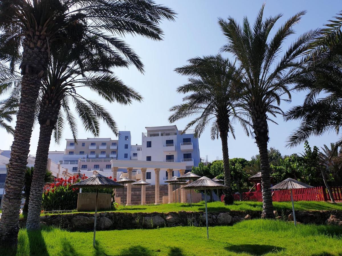 Aparthotel St. George Gardens &