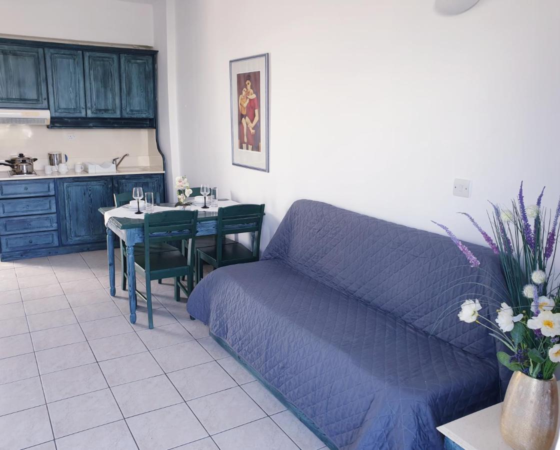 Aparthotel St. George Gardens & Klorakas