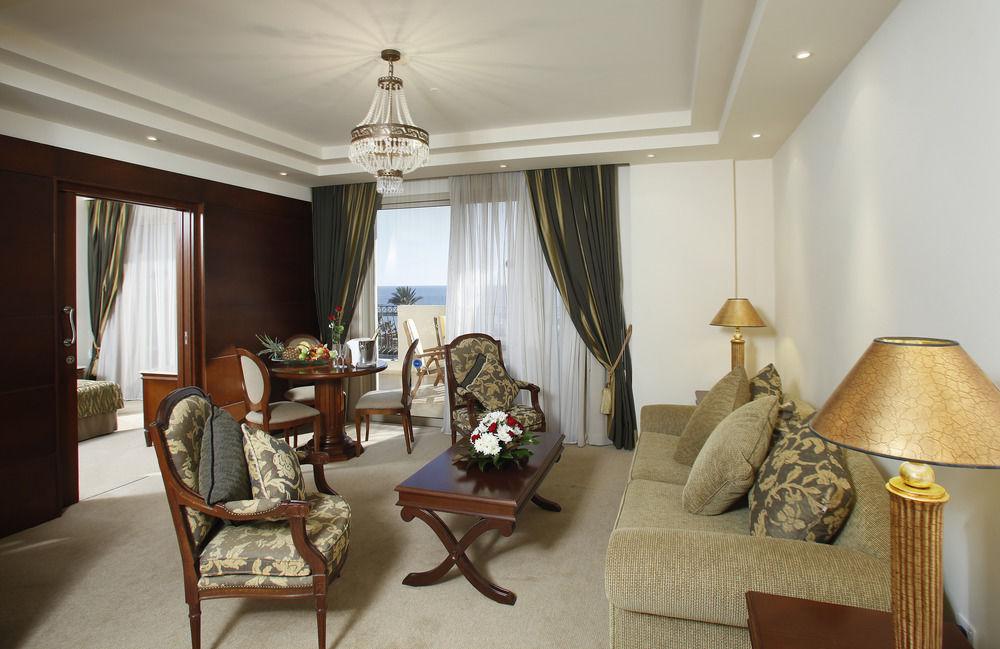 Hotel Aquamare &