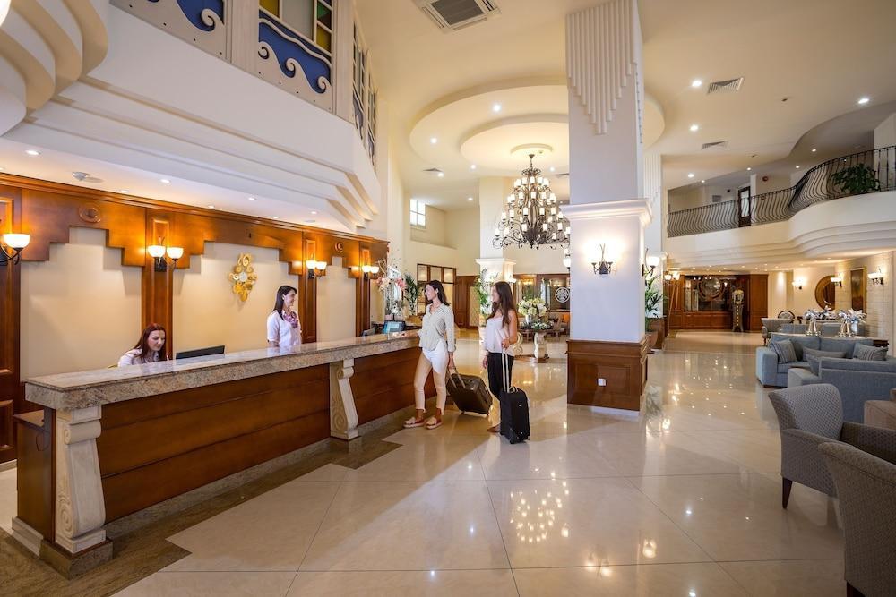 Hotel Aquamare & 4*