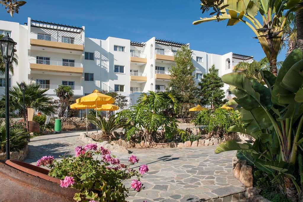 Mayfair Gardens Hotel