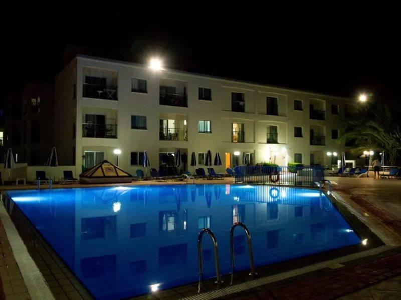 Helios 2 Apartment Paphos
