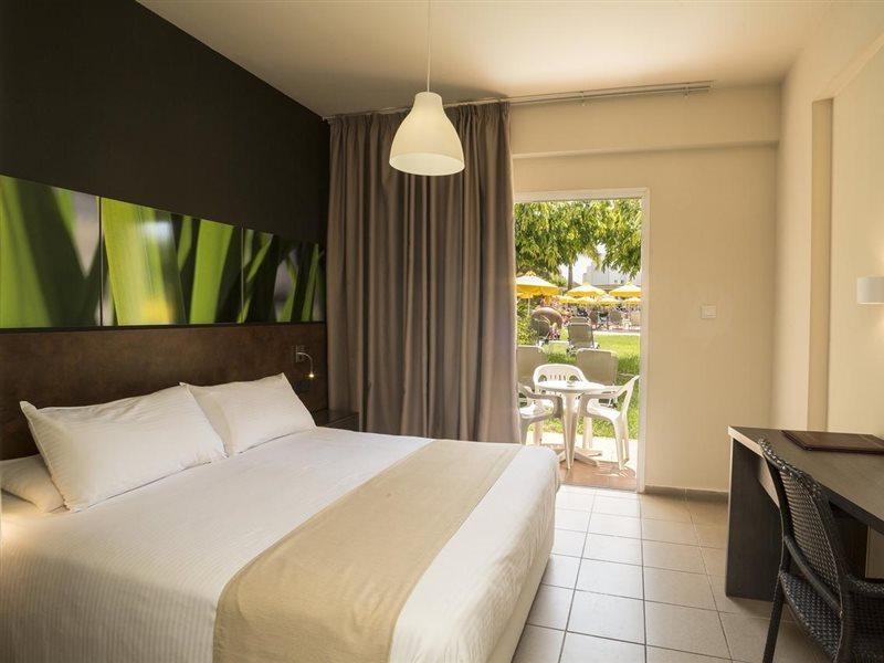 Mayfair Gardens 3* Paphos