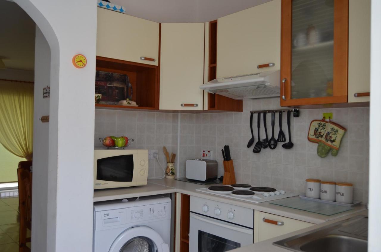 Ithaki Gardens 107 Apartment *