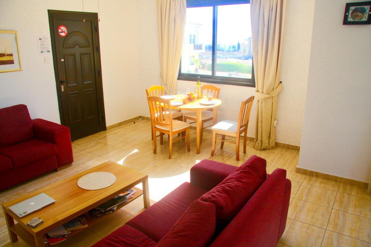 Apartment Faros Beach B101 Apartment Kato Paphos