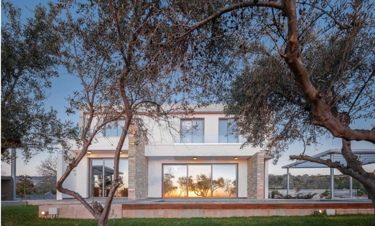 Olive Grove 4 Bedroom Villa *