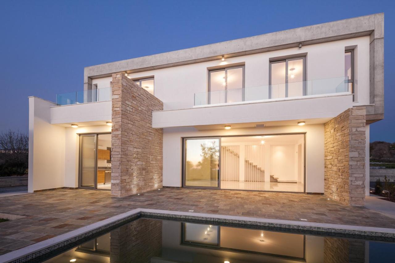 Olive Grove 4 Bedroom Villa