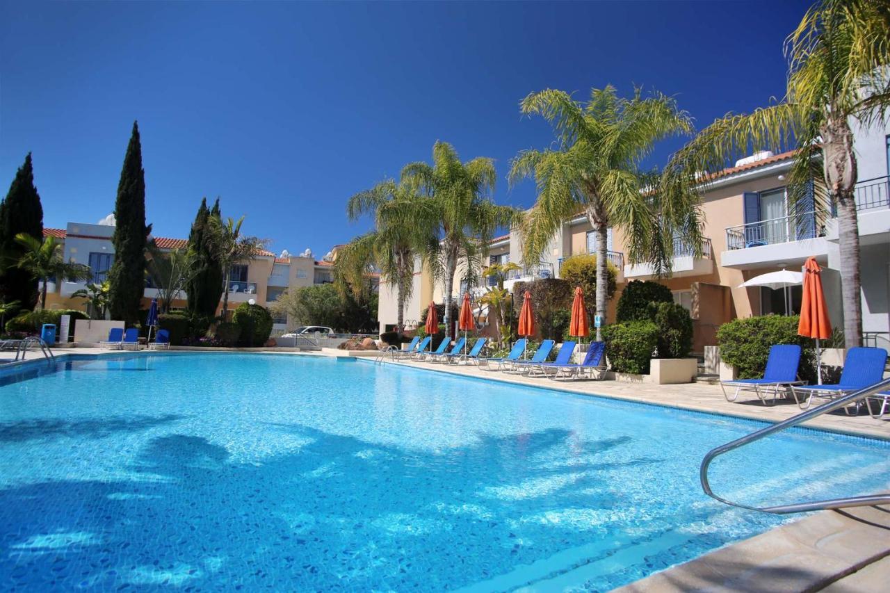 Maya's - Complimentary Airport Transport * Paphos