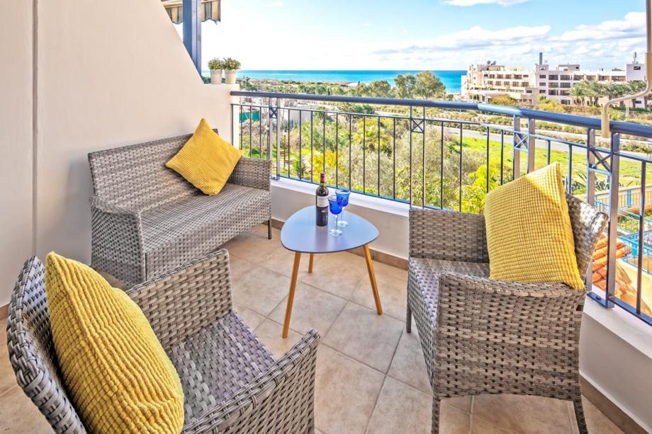 207 Kings Palace Seaview Paphos