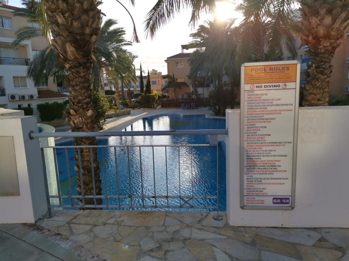Iris Village, Near Kings Avenue Mall - By Imh Travel & Tours Apartment Paphos